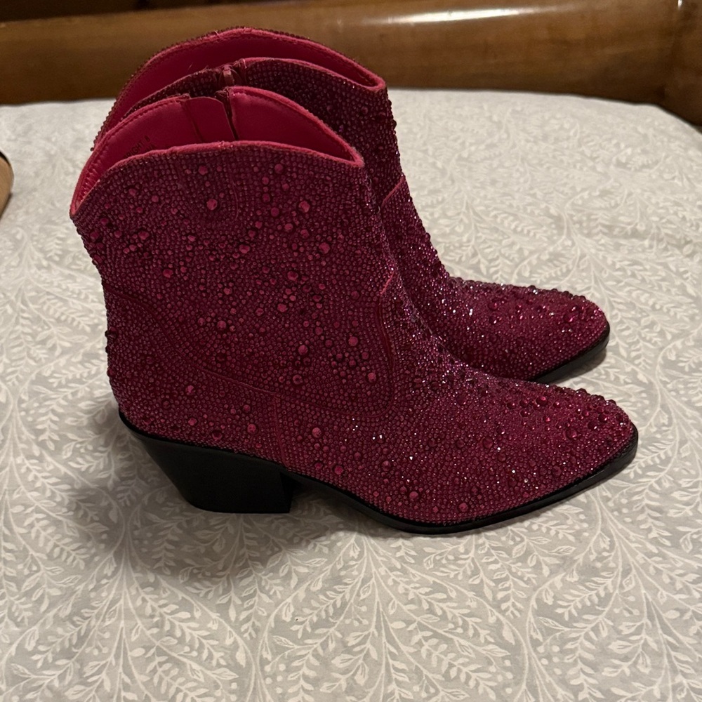Corkys Fuchsia Rhinestone Ankle Boots Size 8 - Picture 3 of 6